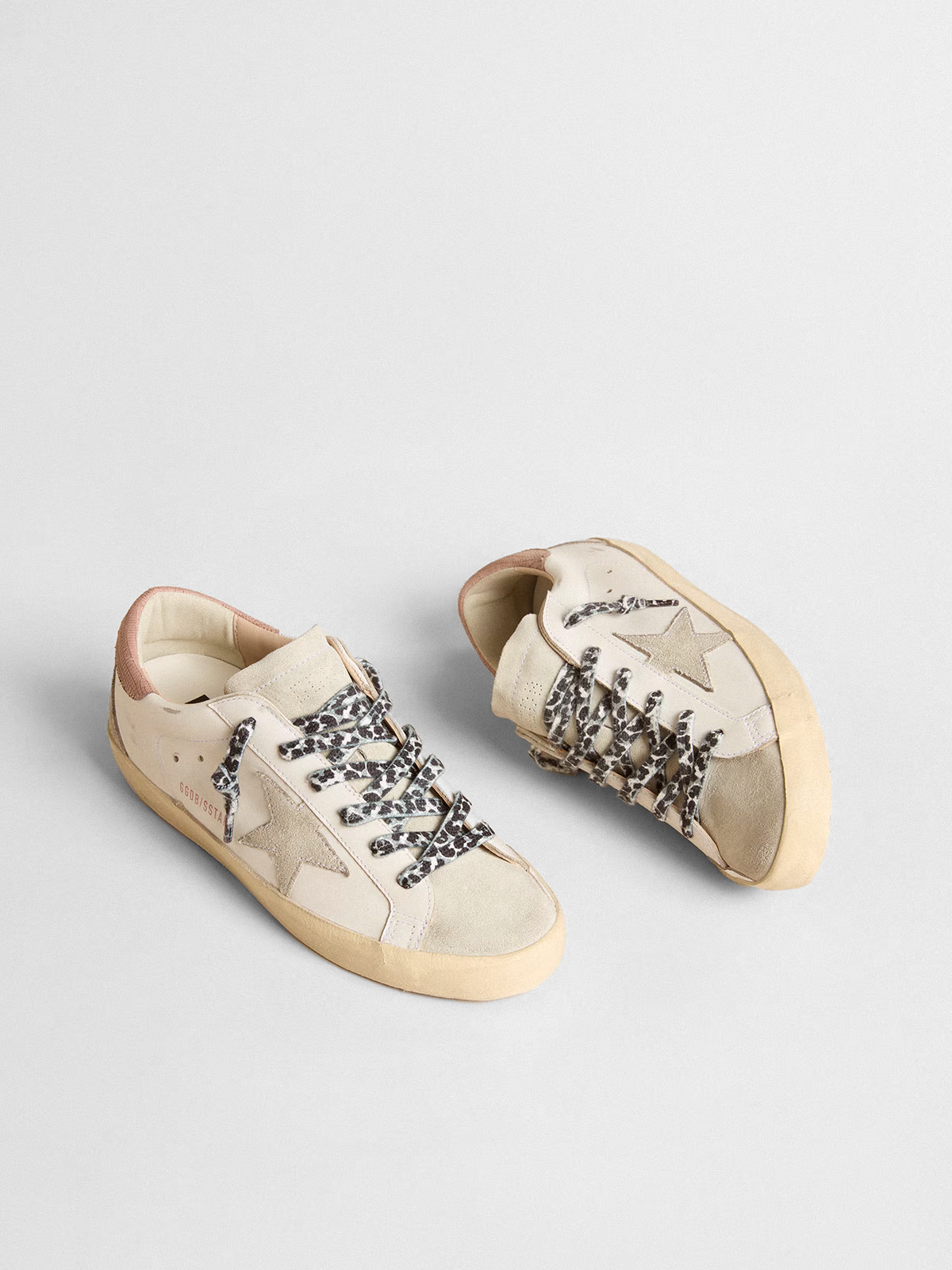 Super-Star with ice-gray star and pink lizard-print heel tab
