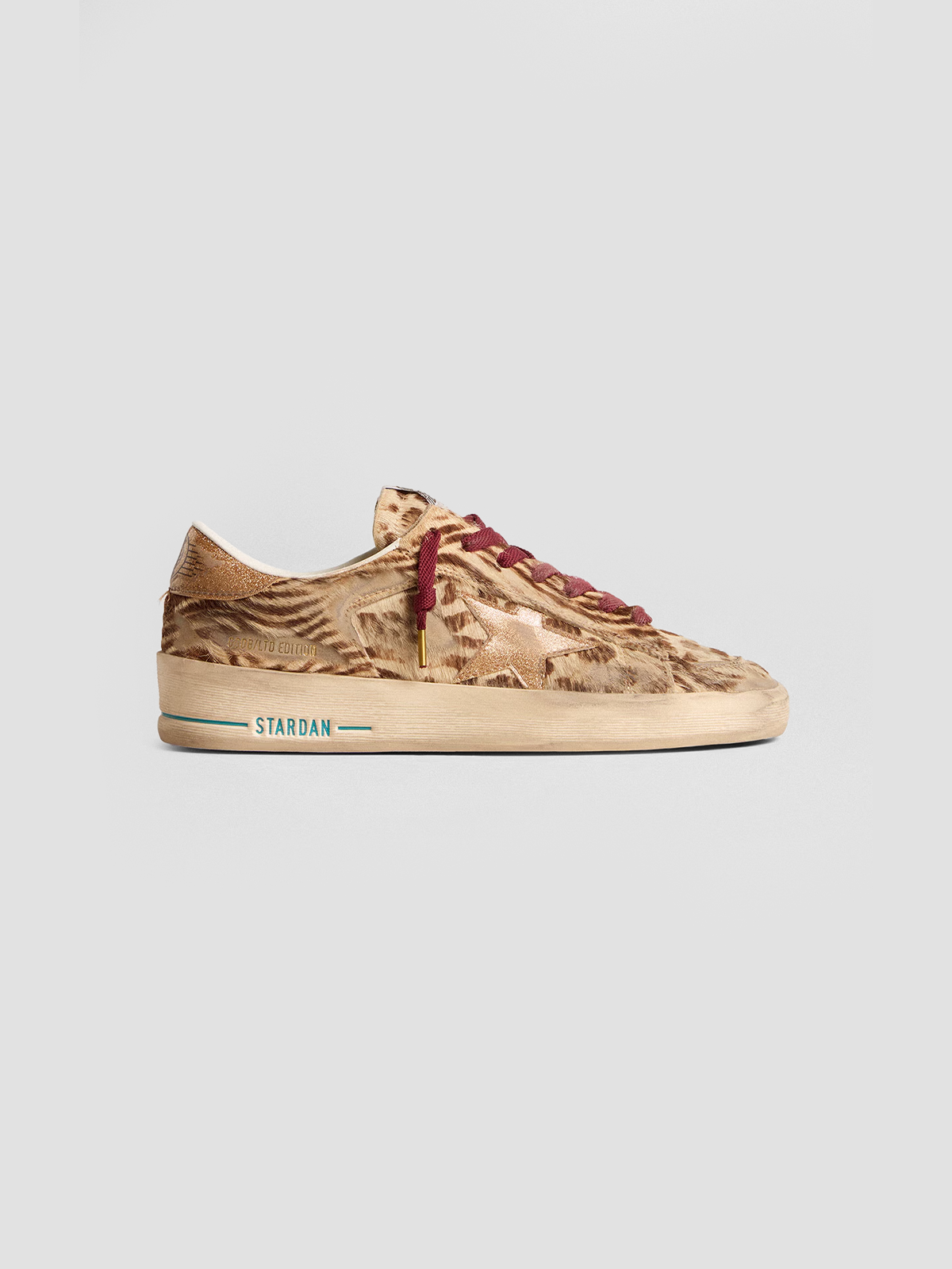Shoe