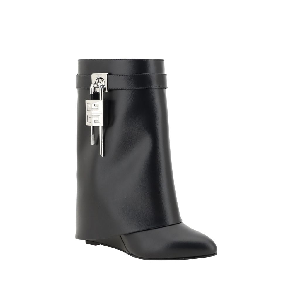 Black Calf Leather Bos Taurus Ankle Boots