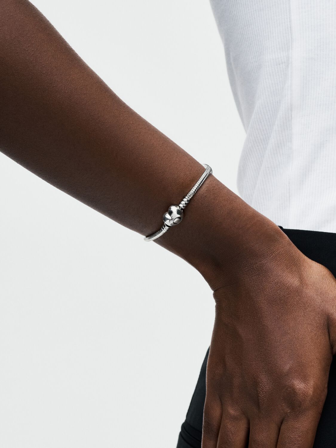 Pandora Moments Heart Clasp Snake Chain Bracelet
