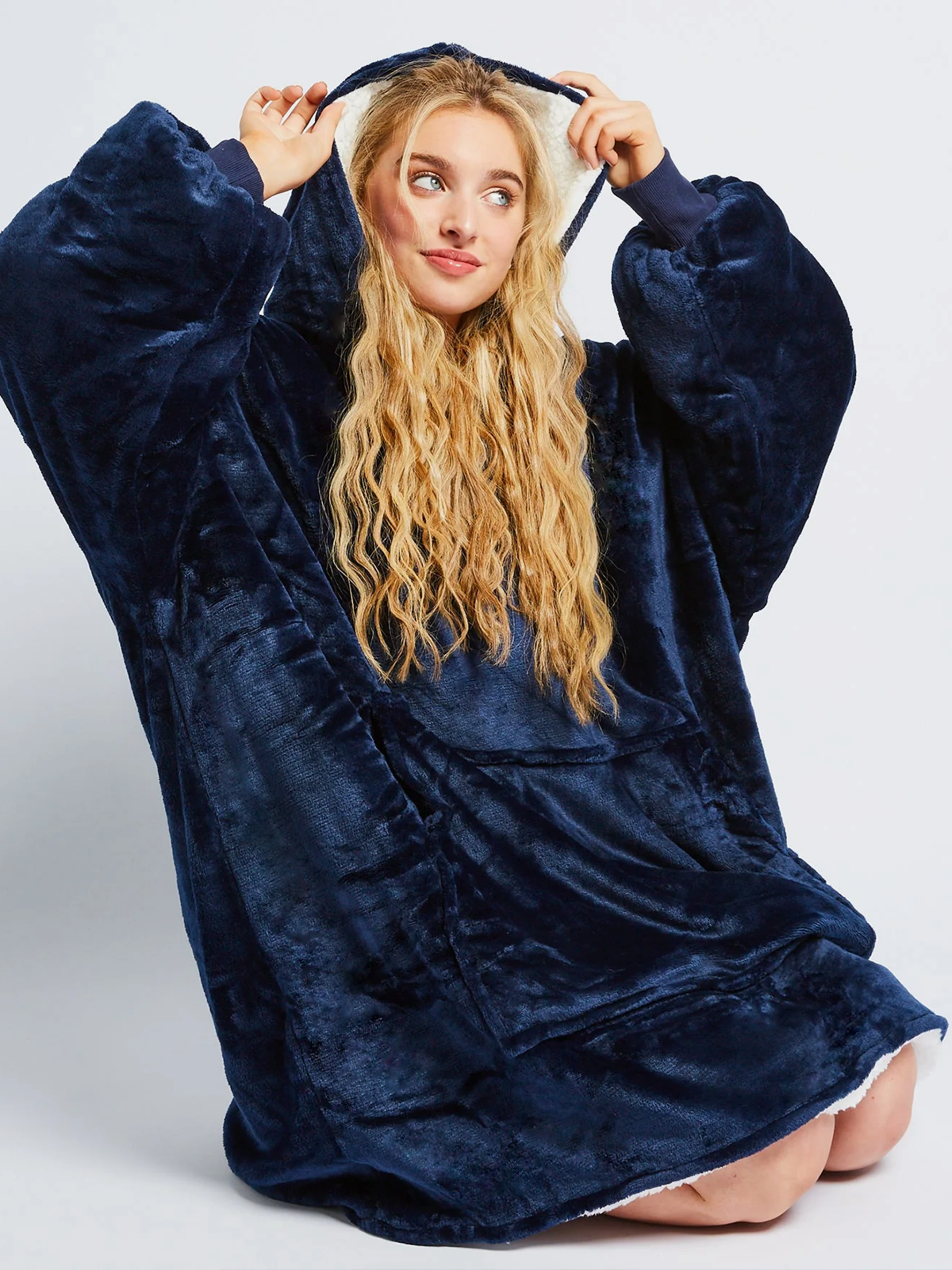 Blanket Hoodie Navy