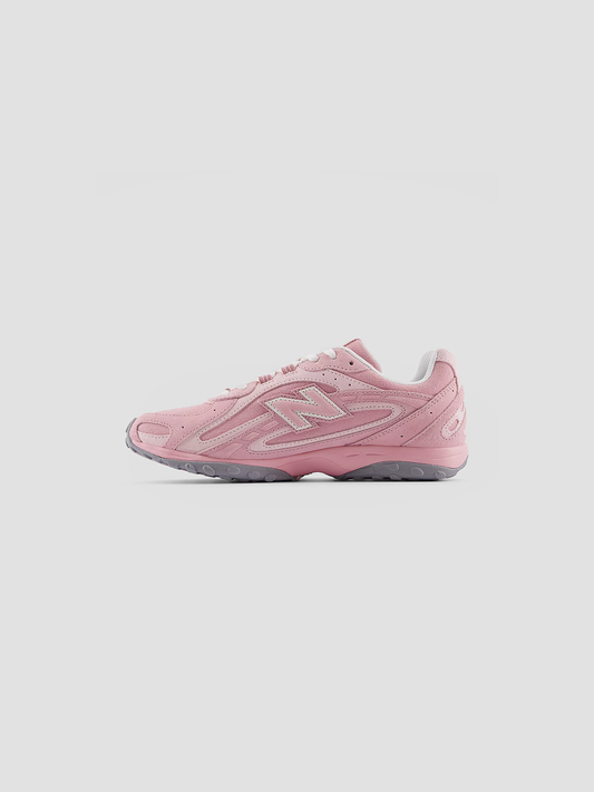 New Balance 204L Pastel Pink