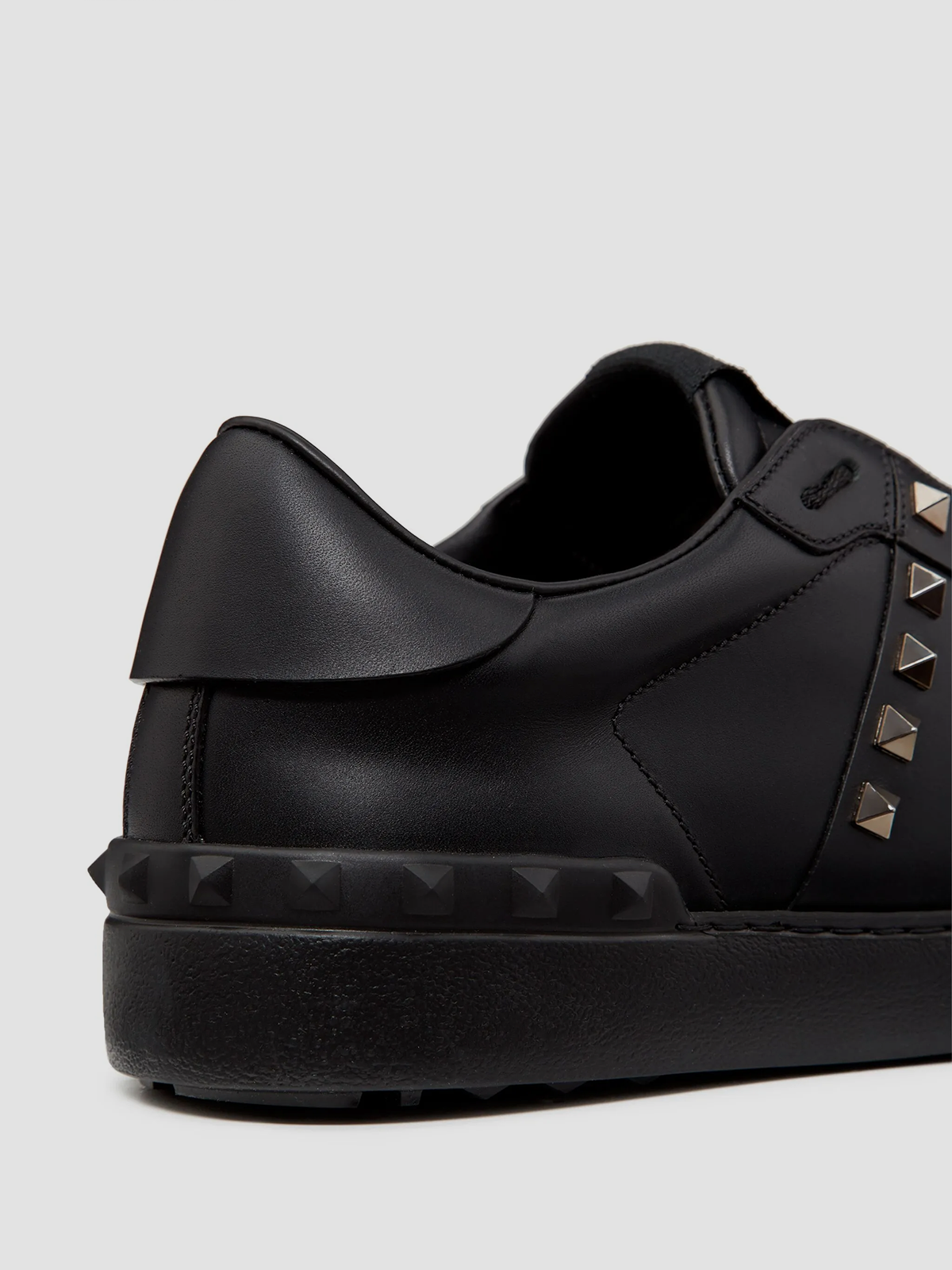 Rockstud Untitled leather sneakers