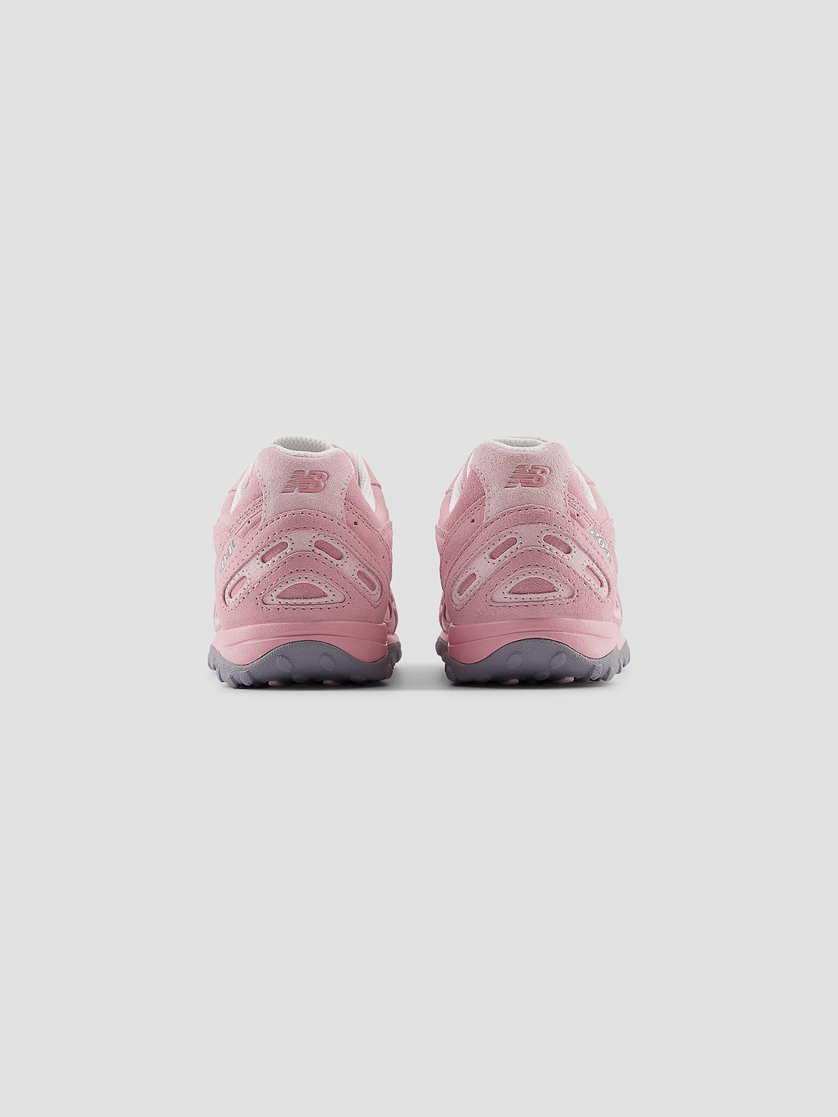 New Balance 204L Pastel Pink